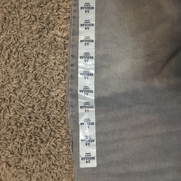 Never worn Old Navy Gray Pants Size 14 - Picture 2 of 5